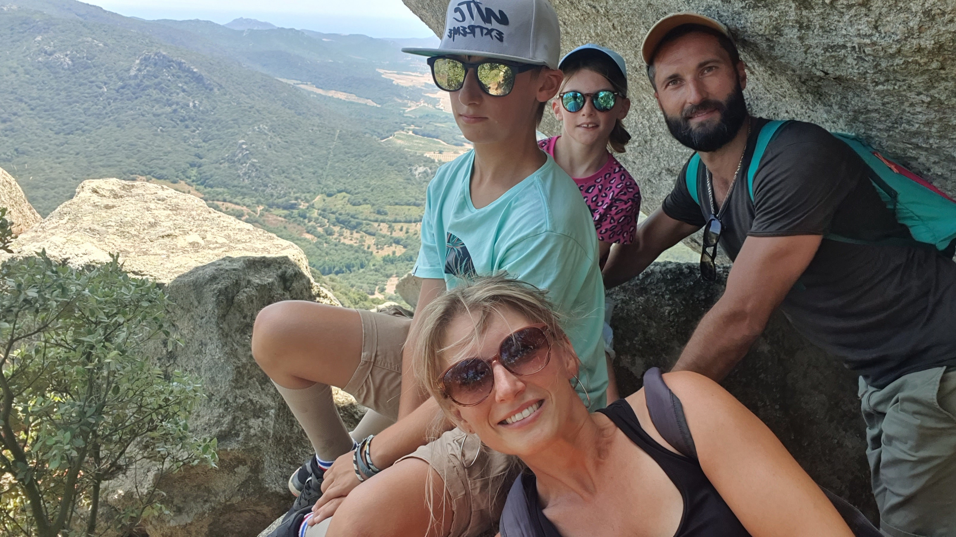 Portrait de famille avec Aurélie, Noa, David et Ellie Famille RIHN