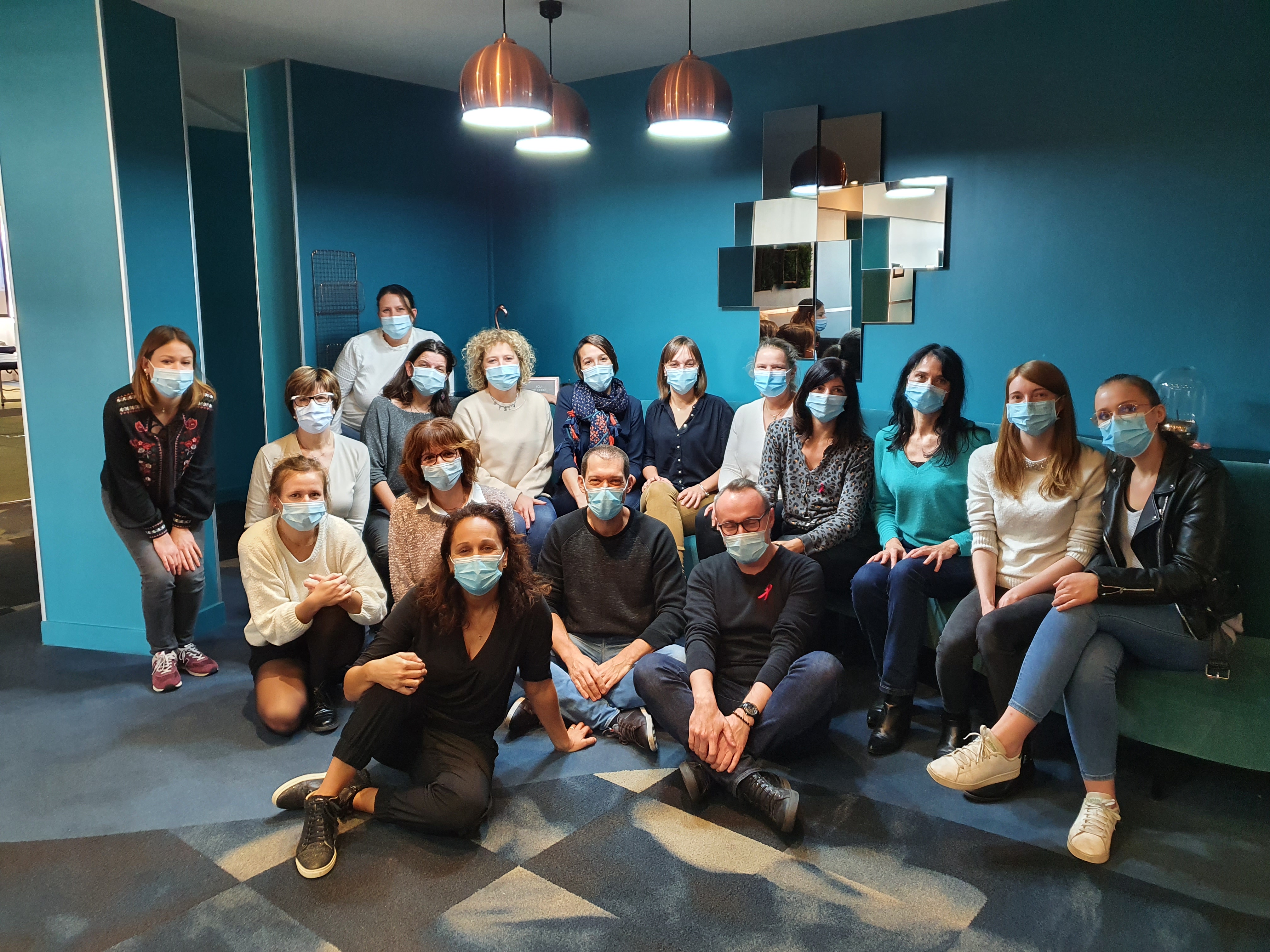 Des élèves kinés formés par Virginie pour la prise en charge en lymphologie et sénologie Formation d'élèves kinés de Virginie Abbadi